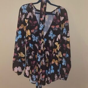 Multi Color Butterfly Long Sleeve Loose Fit Size 12 Plus Women with belt